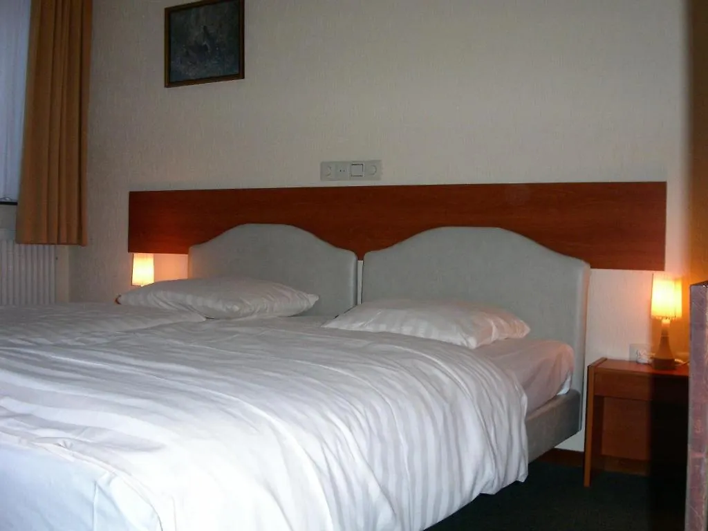 Hotel De Guasco Valkenburg aan de Geul 2*,  Netherlands